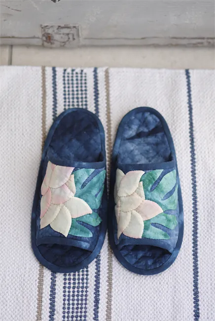 プルメリアのルームシューズ